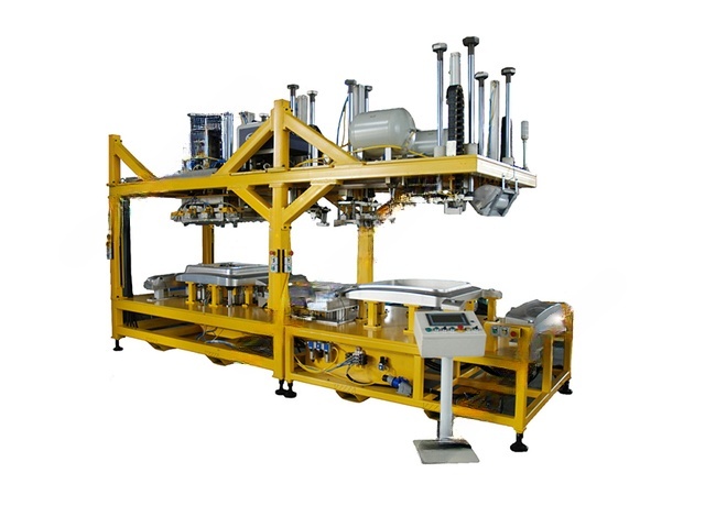 Headlining flanging production line